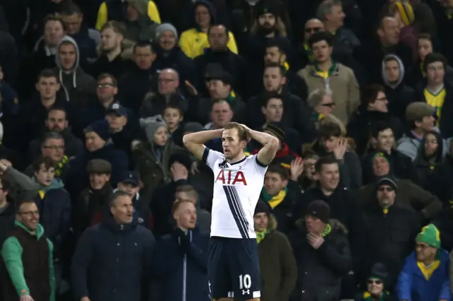 Harry Kane looks dejected