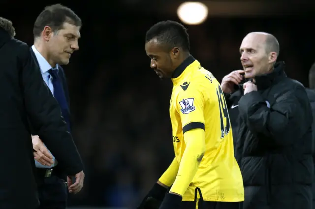 Jordan Ayew looks dejected