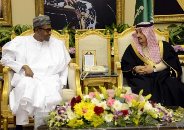 A picture provided by the Saudi Press Agency (SPA) on February 23, 2016, shows Saudi Governer of Riyadh province Prince Faisal bin Bandar bin Abdulaziz (R) meeting with Nigerian President Muhammadu Buhari in Riyadh