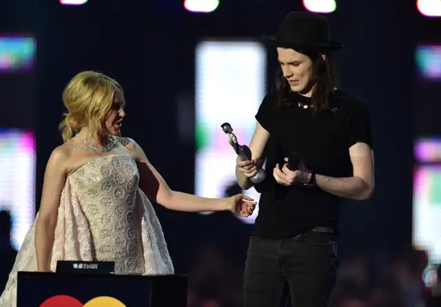 Kylie Minogue and James Bay