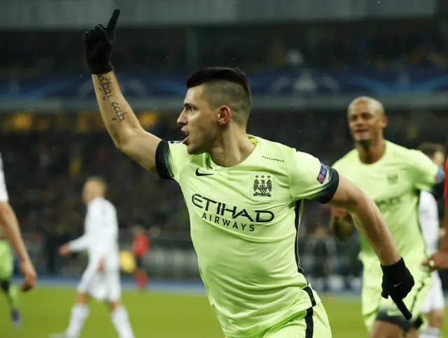 Sergio Aguero celebrates