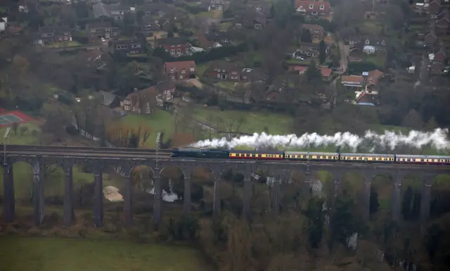 Flying Scotsman on Digswell Viaduct, Hertfordshire