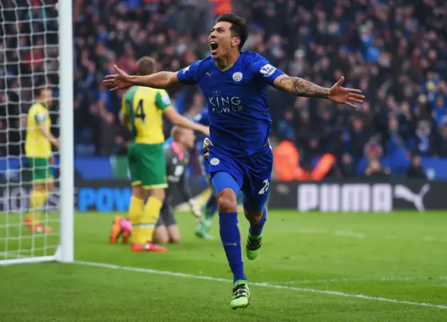 Leonardo Ulloa of Leicester celebrates