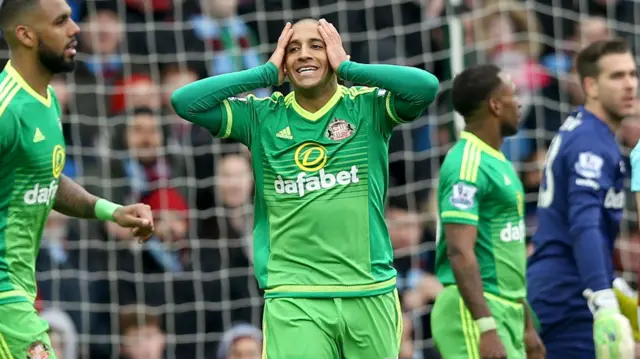 Wahbi Khazri dejected