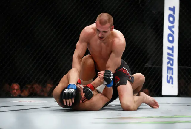 Tom Breese beats Keita Nakamura