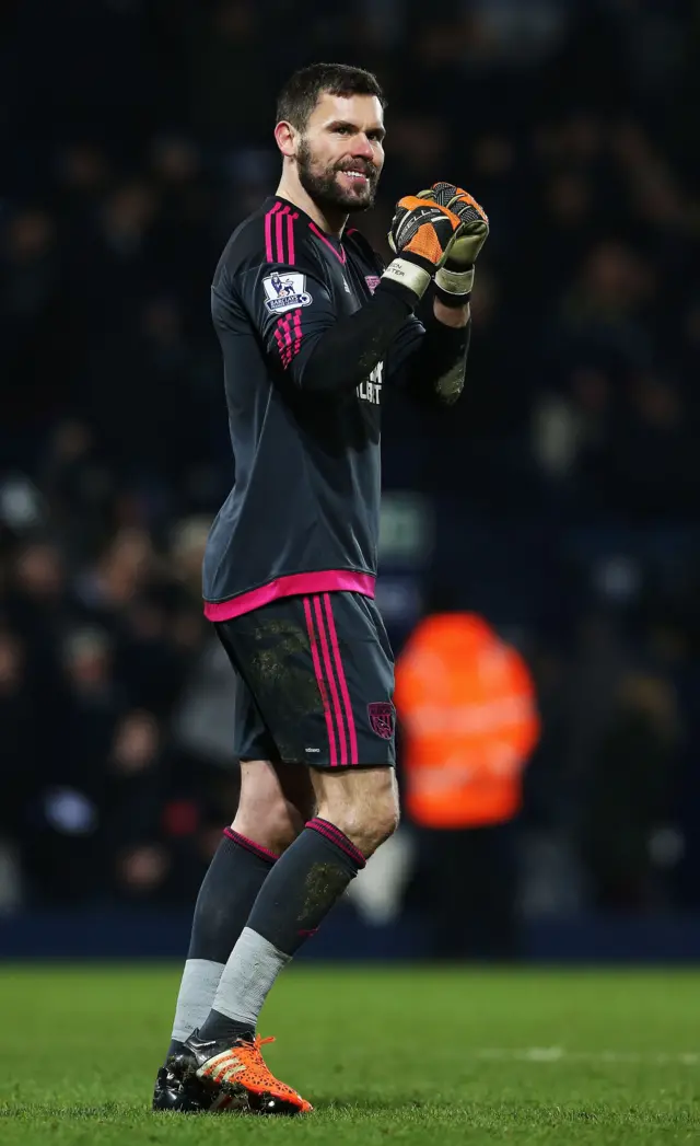 Goalkeeper Ben Foster celebrates