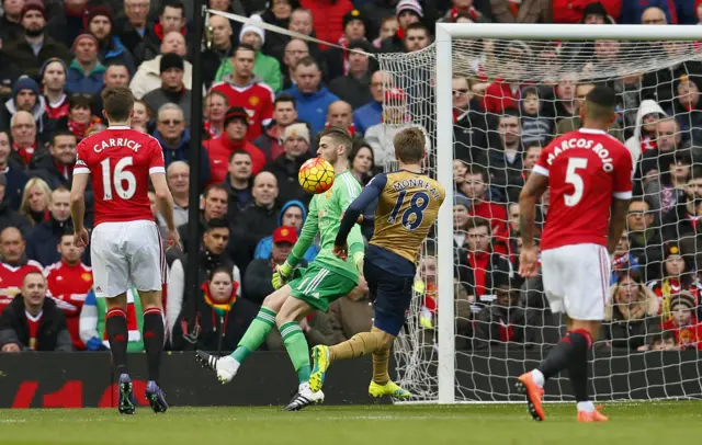 David De Gea saves