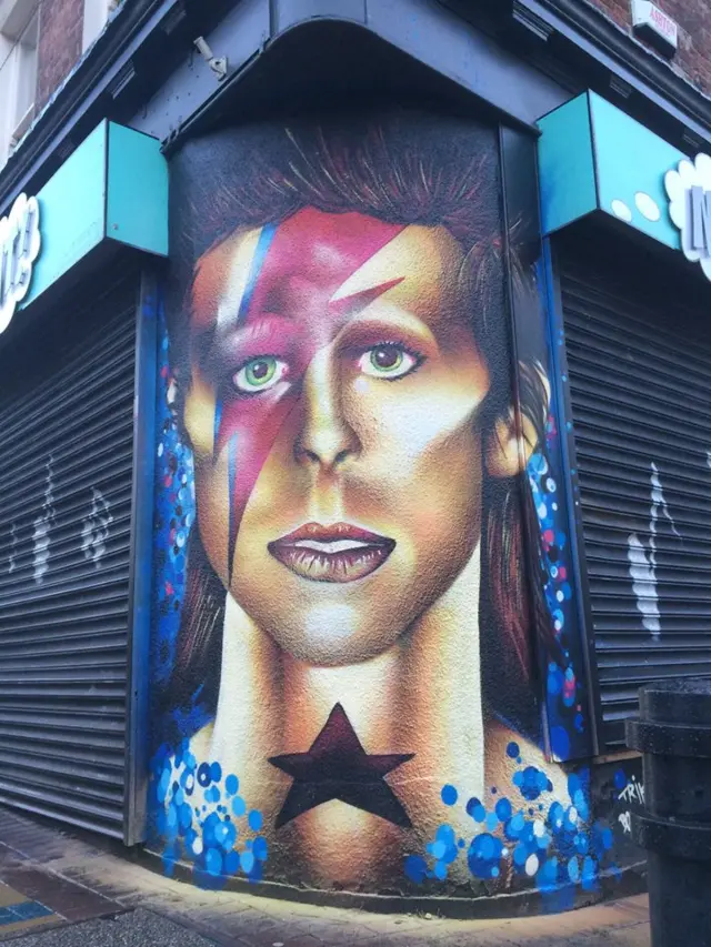 David Bowie mural