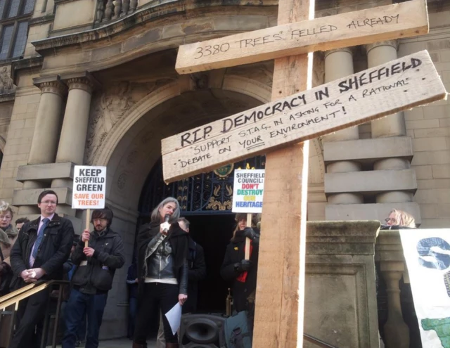 Tree campaigners outside Sheffield Town Hall