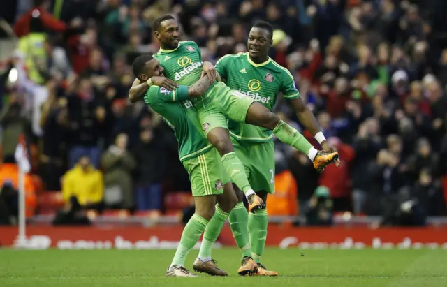 Jermain Defoe celebrates