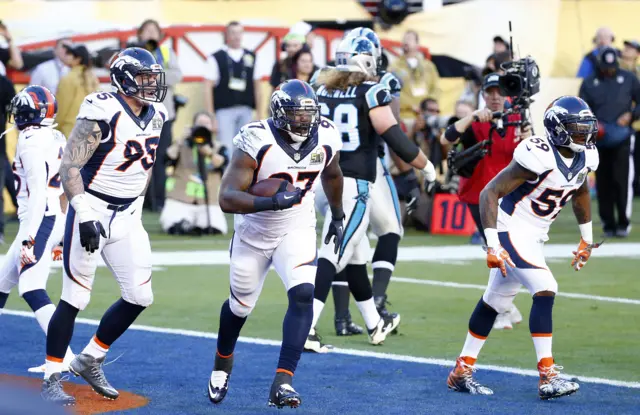 Malik Jackson celebrates