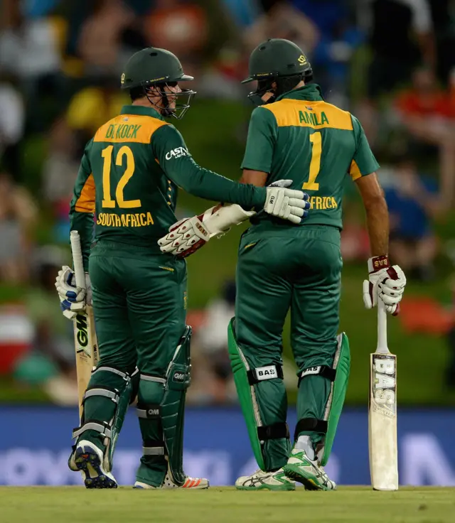 Hashim Amla and Quinton de Kock celebrate 200 partnership