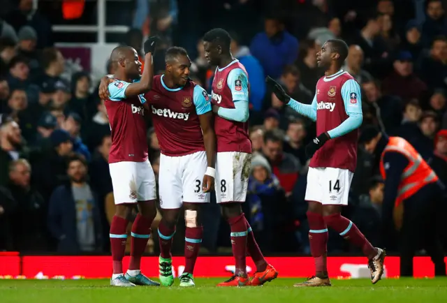 Michail Antonio celebrates