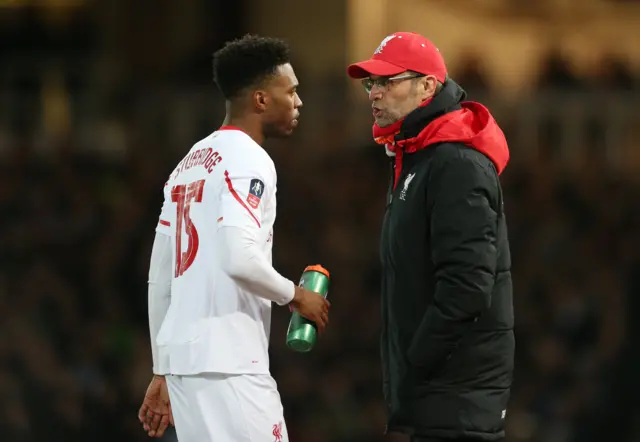 Juergen Klopp speaks with Daniel Sturridge