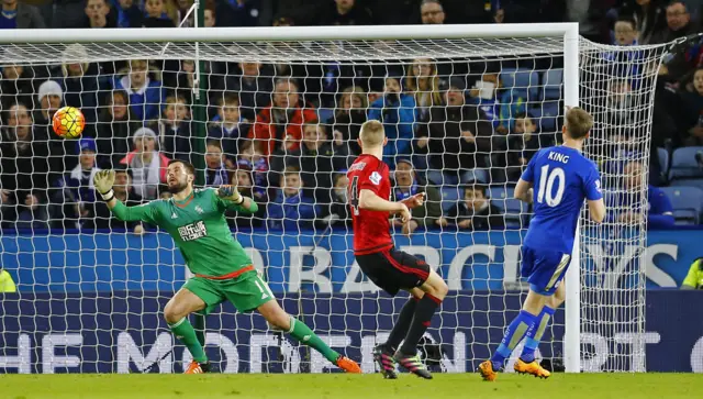 Andy King scores for Leicester