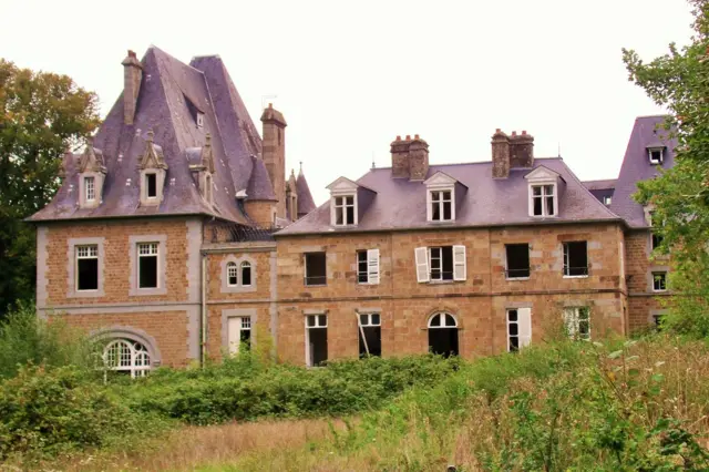 chateau