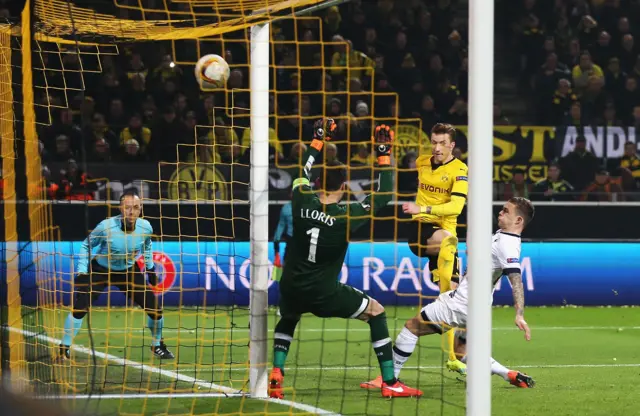 Marco Reus scores for Borussia Dortmund