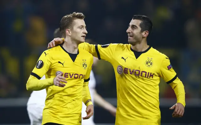 Marco Reus celebrates