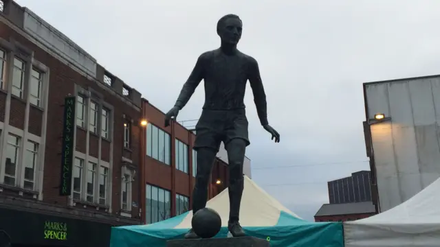 Stanley Matthews statue this morning