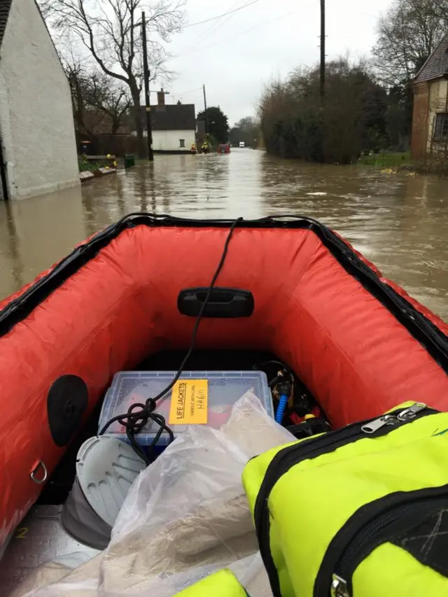 Flooding in Riseley, Beds