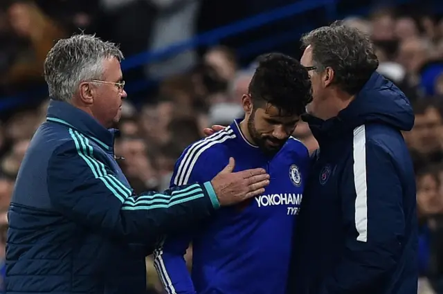 Guus Hiddink consoles Diego Costa