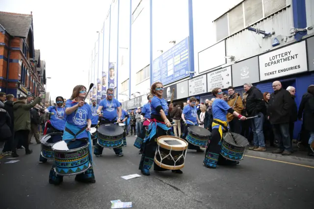 Everton pre-match entertainment