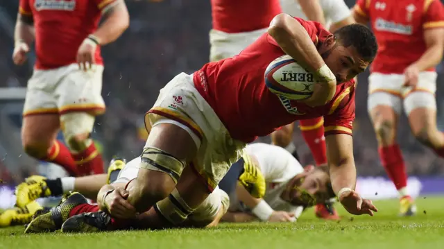 Wales' Taulupe Faletau scores a try