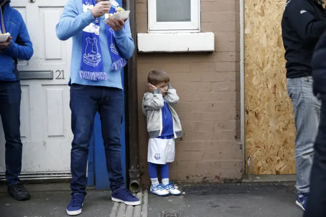 An Everton youngster ahead of kick-off