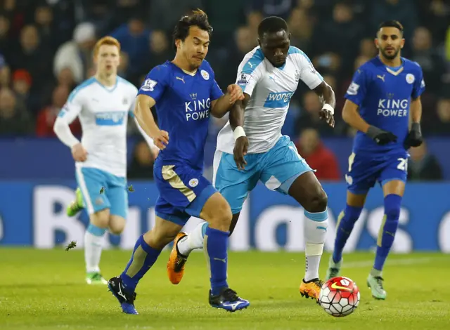 Shinji Okazaki and Moussa Sissoko