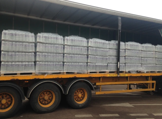 Bottled water issued to south-east Derbyshire residents served by Severn Trent Water after supplies were cut because of a chlorine problem