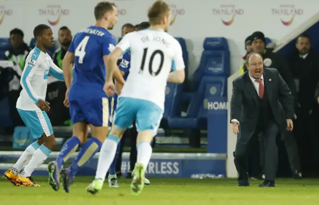 Rafa Benitez in the technical area