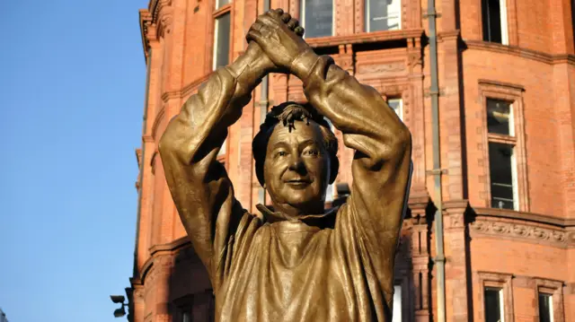 Brian Clough statue