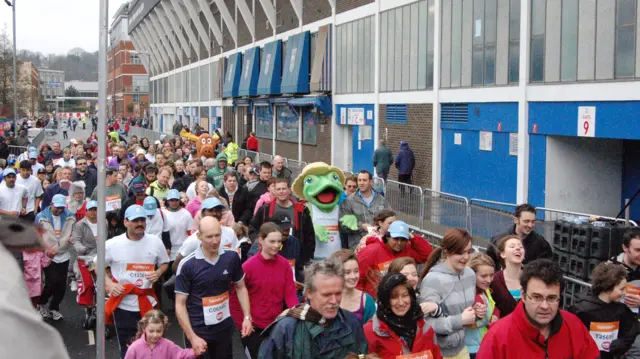 Sport Relief run, Ipswich, 2008