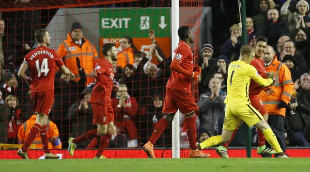 Roberto Firmino celebrates