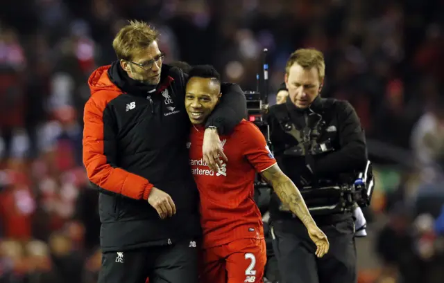 Juergen Klopp celebrates with Nathaniel Clyne