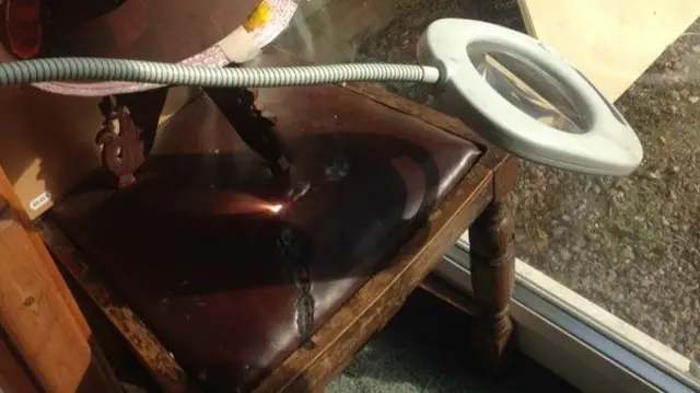 magnifier burning chair