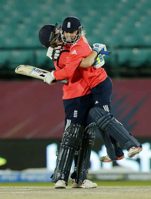 England Women's Rebecca Grundy and teammate Natalie Sciver