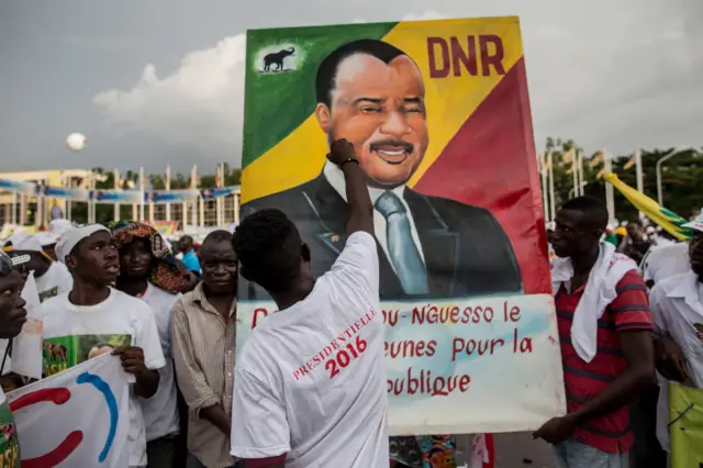 Sassou Nguesso poster