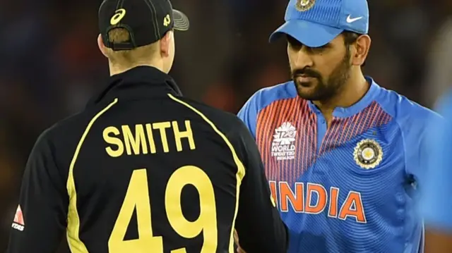 Steve Smith and MS Dhoni before play started