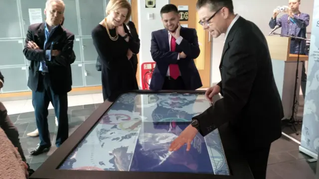 The touchtable map