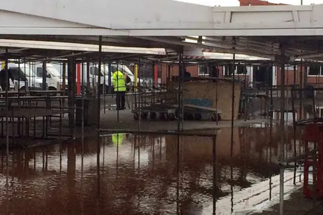 Flooding at Bilston outdoor market