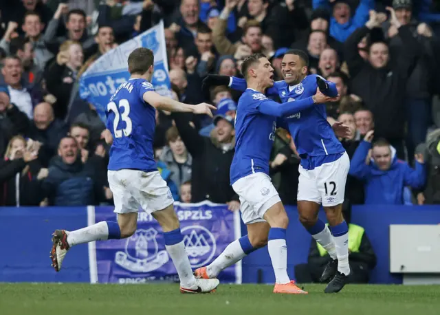 Everton celebrate