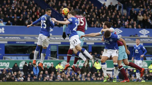 Diafra Sakho scores for West Ham