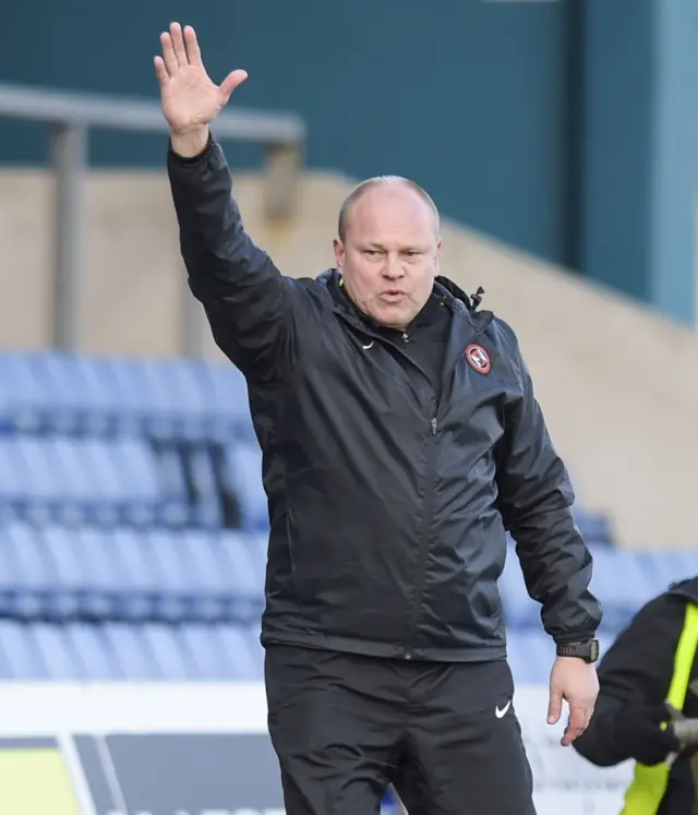 Dundee United boss Mixu Paatelainen