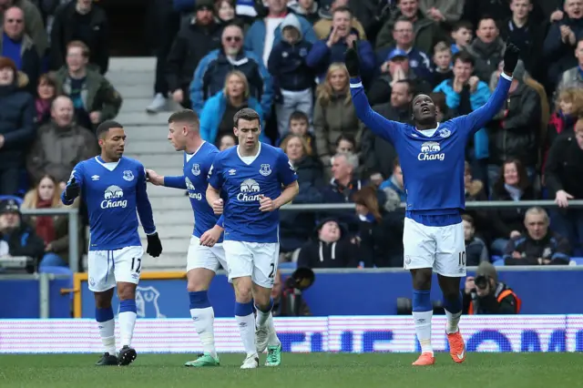 Romelu Lukaku celebrates Everton's opening goal