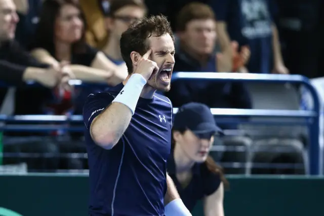 Andy Murray shows his frustration