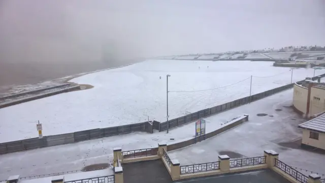 Snowy Gorleston beach