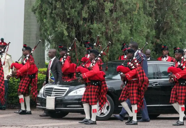 Jacob Zuma being welcomed in Nigeria