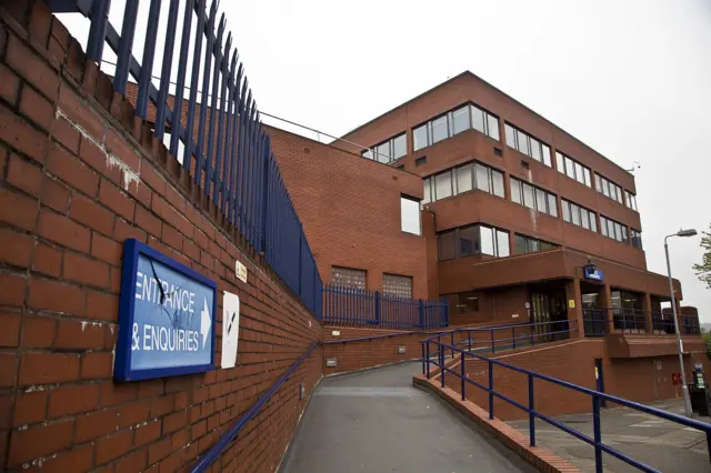 Luton police station