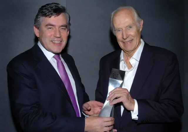 Gordon Brown presenting Sir George Martin with the award to mark the latter's induction into the UK Hall of Fame in 2006